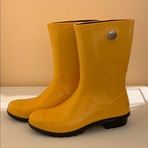 Yellow Ugg rain boots